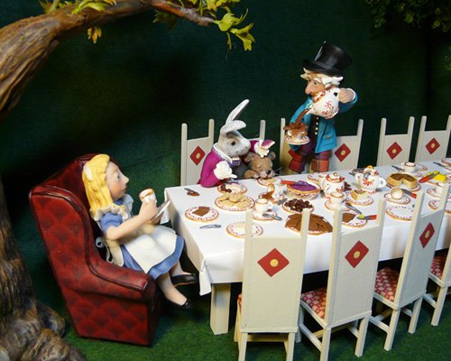 Alice In Wonderland Tea Party Scene Best Dresses 19
